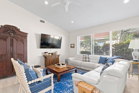Single Family Residence in Wellington FL 10515 Kinkaid Terrace Ter 11.jpg