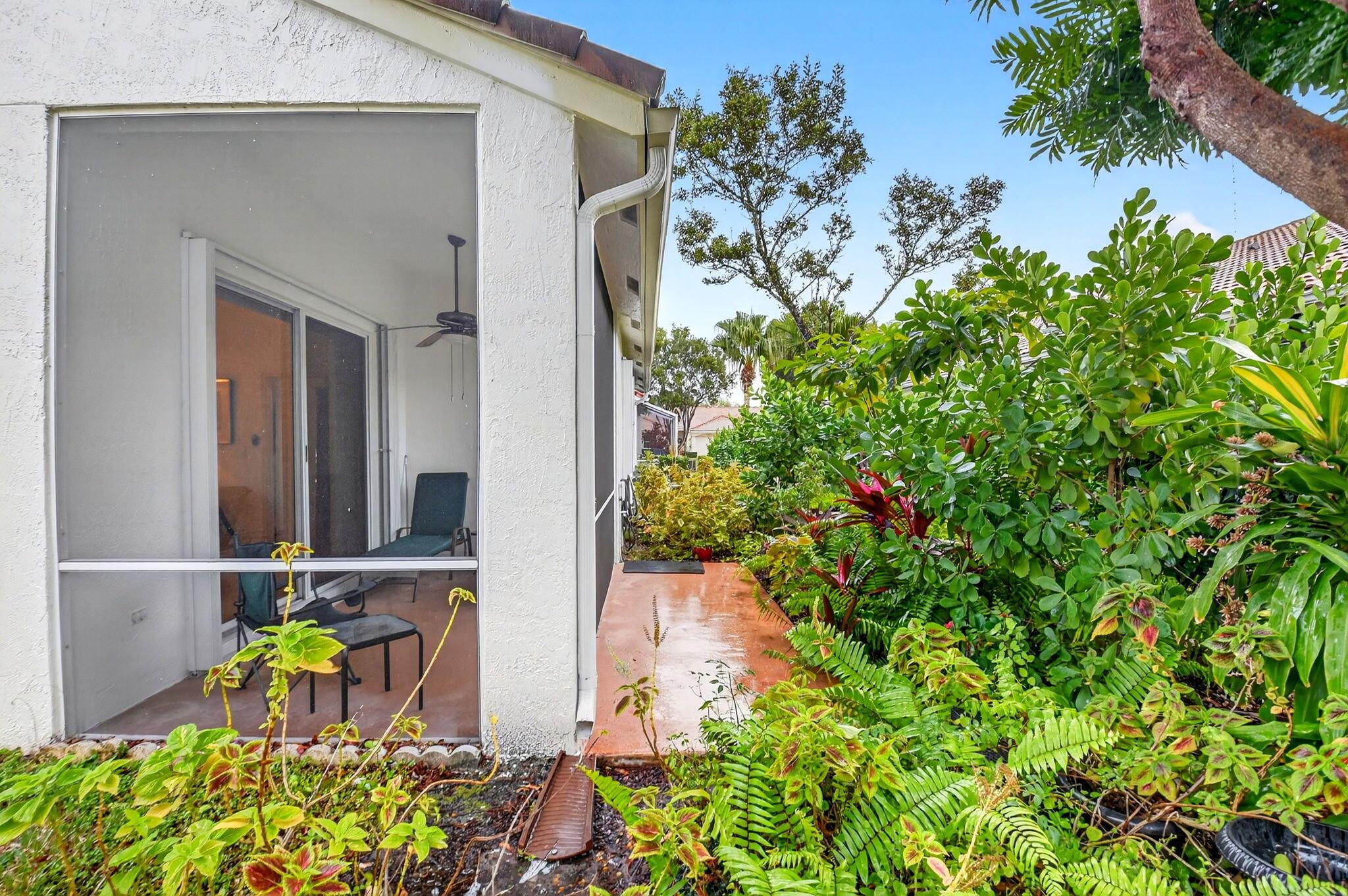 FLORAL LAKES PH 3 AND 4 - Residential