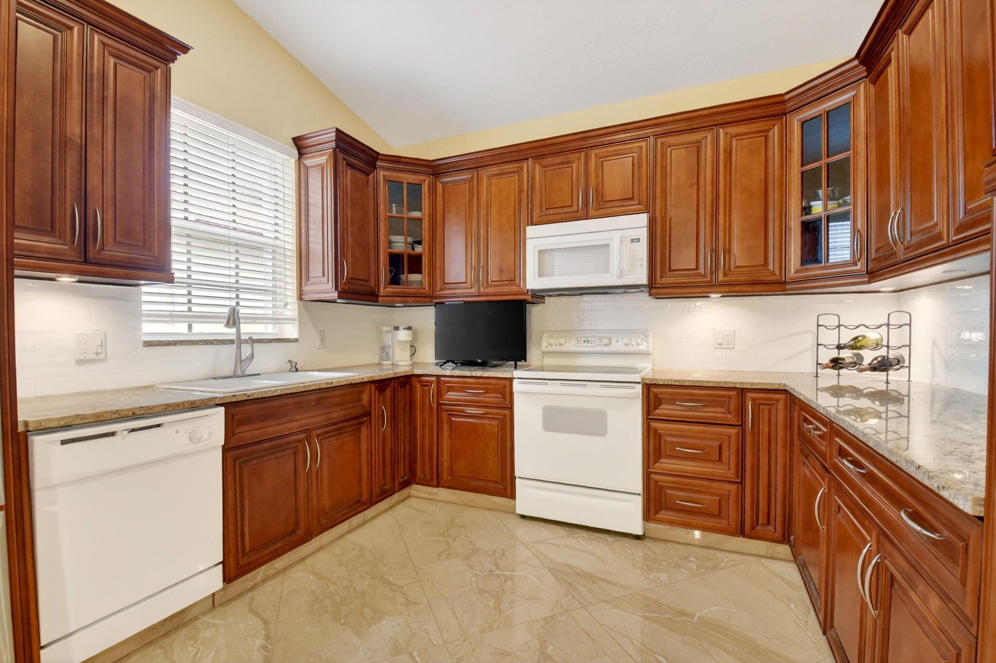 FLORAL LAKES PH 3 AND 4 - Residential