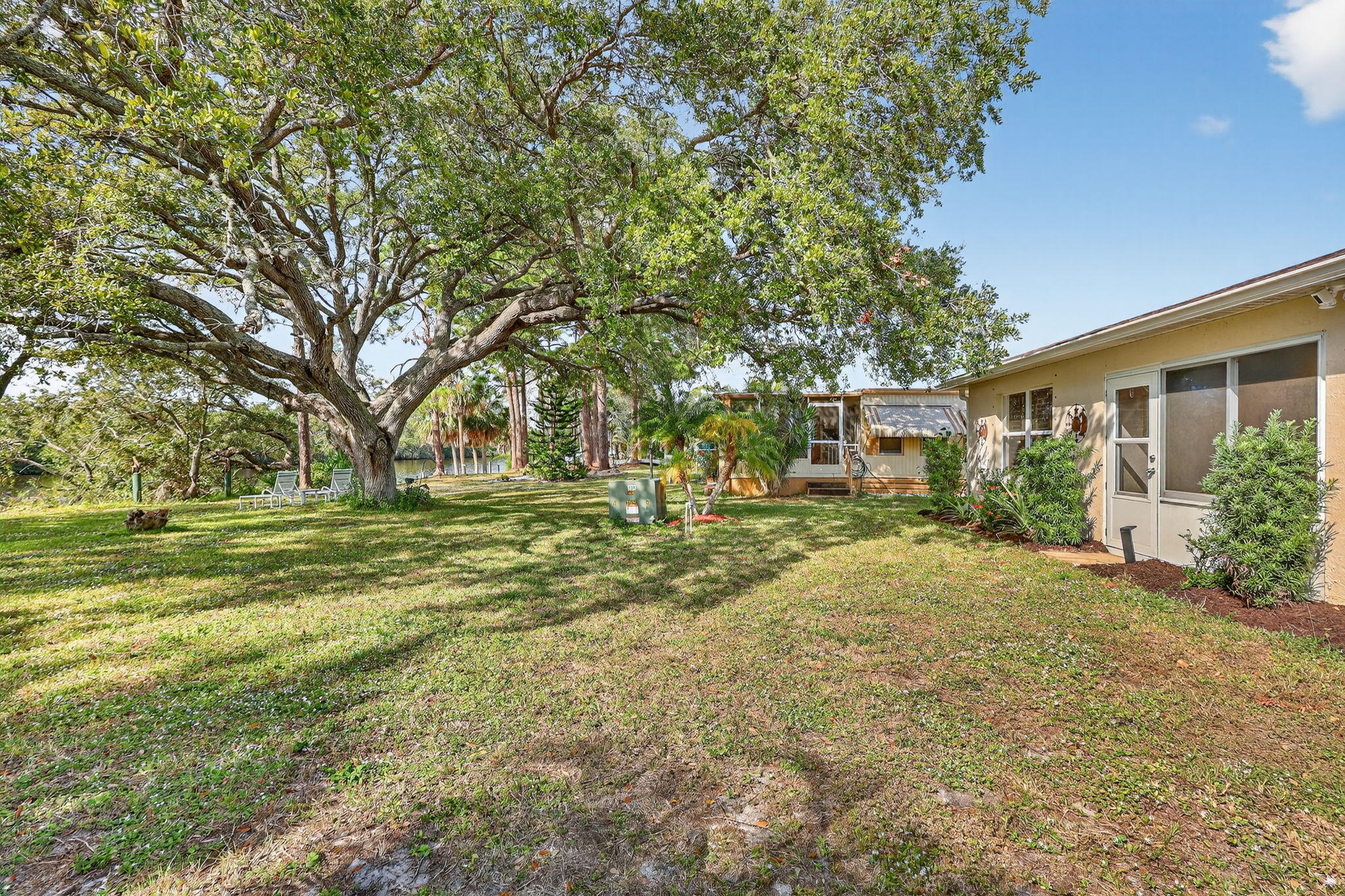 Spanish Lakes Riverfront - Residential