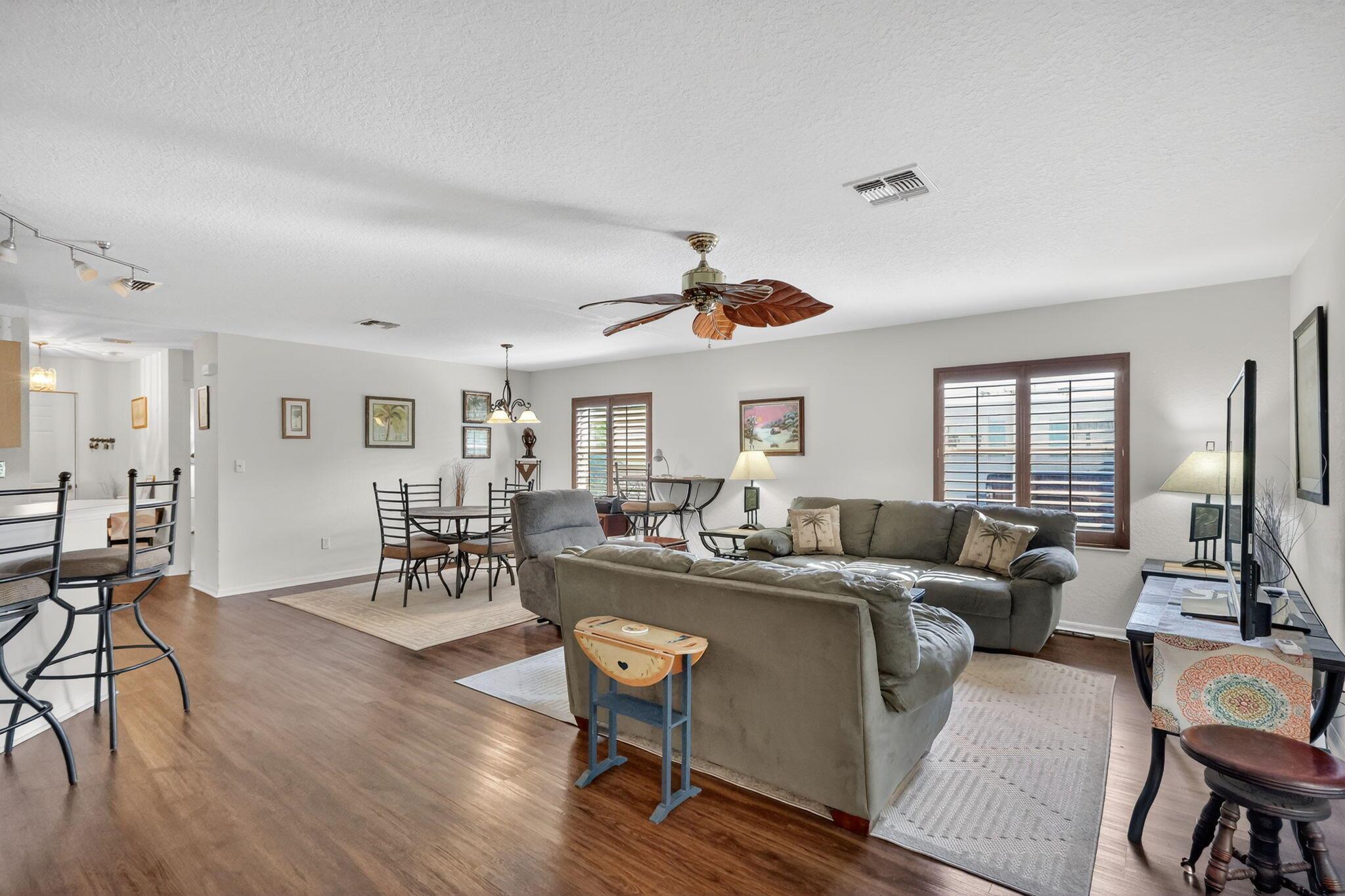 Spanish Lakes Riverfront - Residential