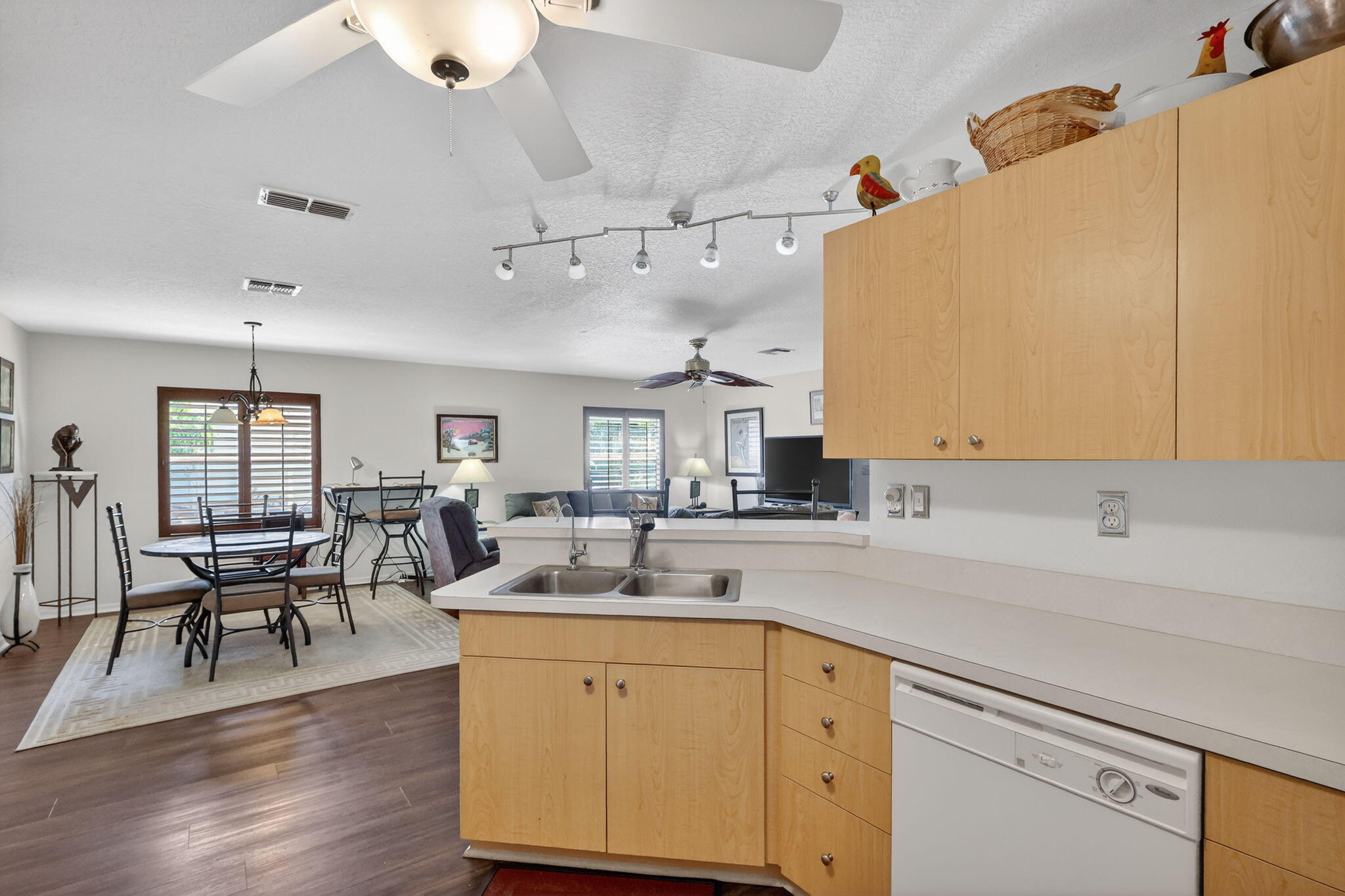 Spanish Lakes Riverfront - Residential