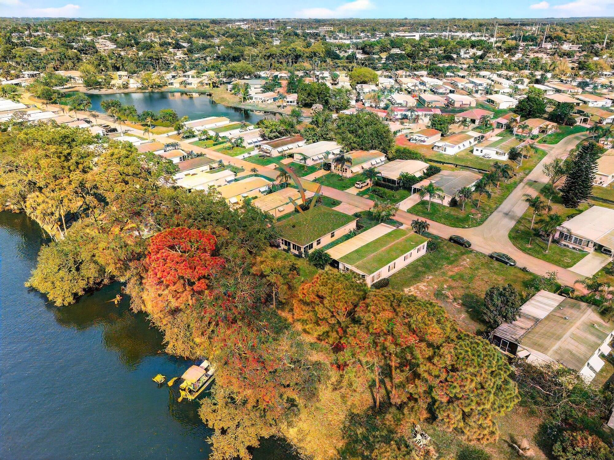 Spanish Lakes Riverfront - Residential