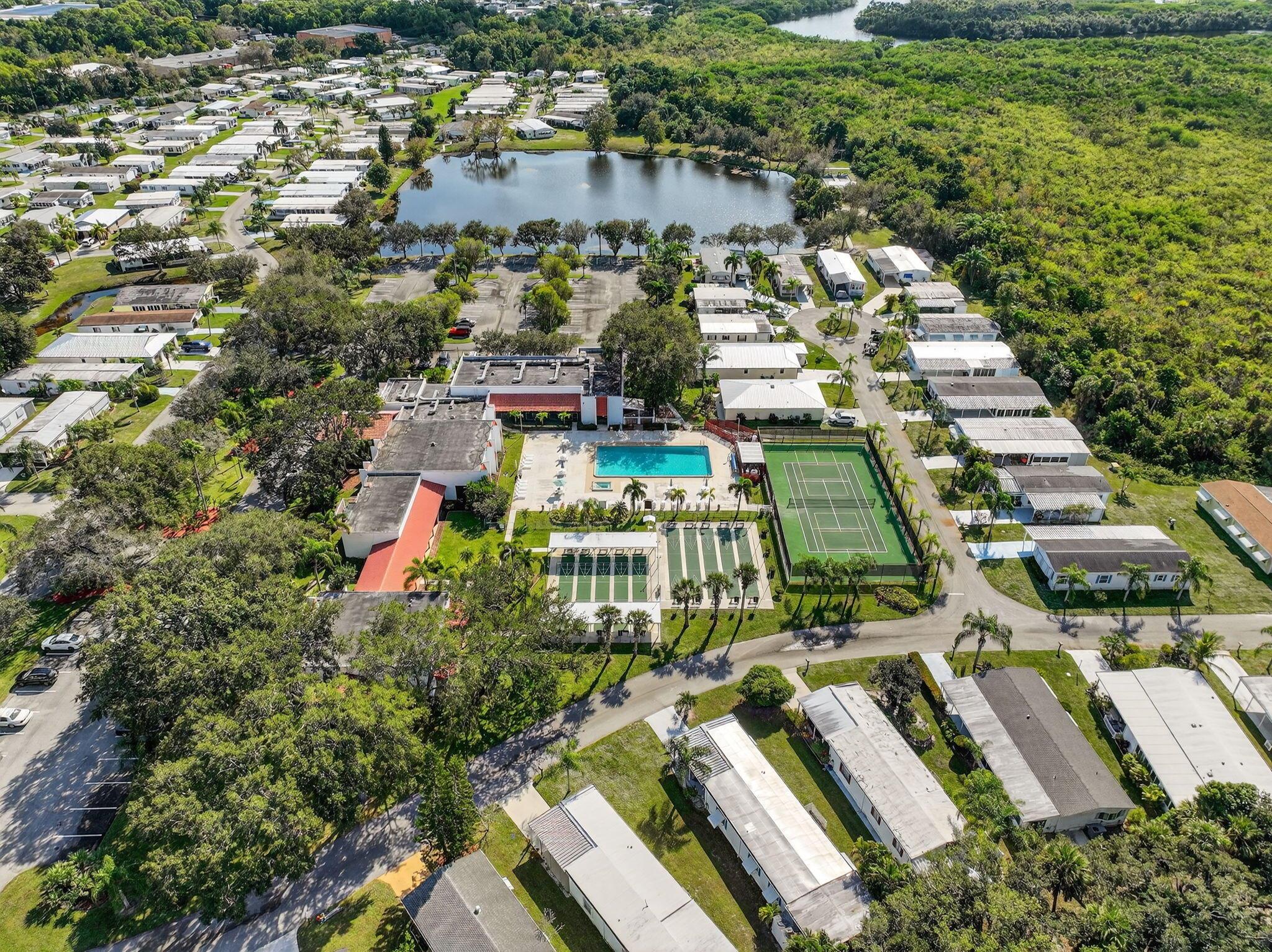 Spanish Lakes Riverfront - Residential