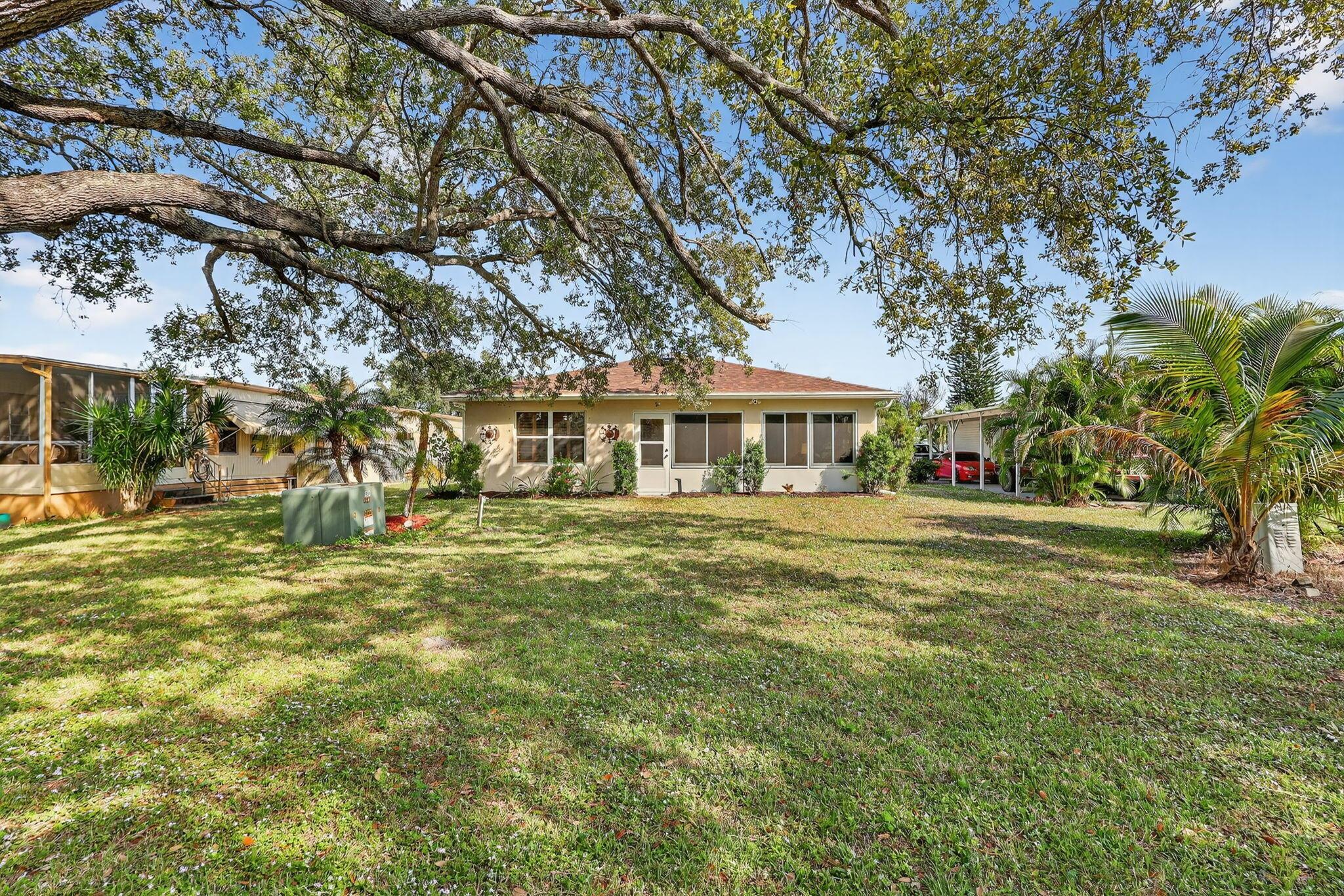 Spanish Lakes Riverfront - Residential