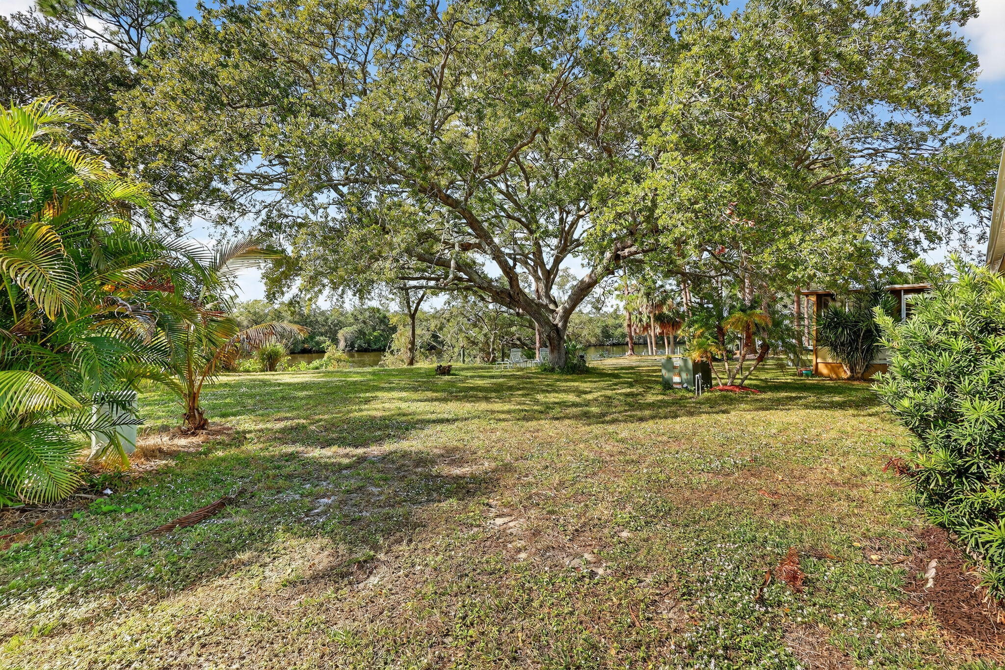 Spanish Lakes Riverfront - Residential