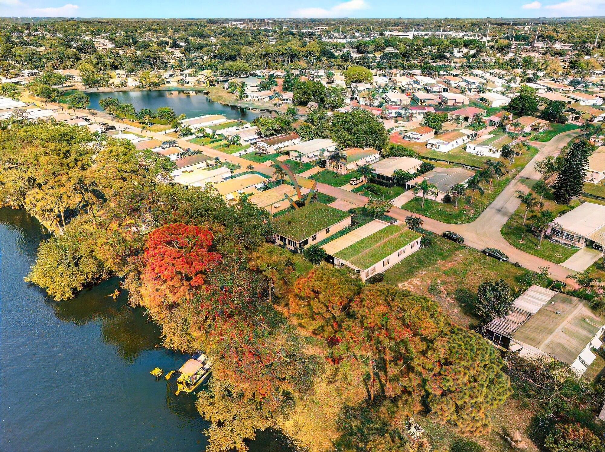 Spanish Lakes Riverfront - Residential
