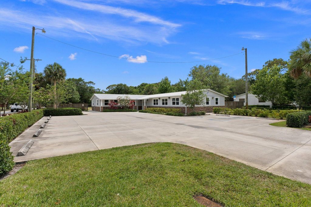 Photo of 4715 Kirby Loop Road, Fort Pierce, FL (MLS # R10990065)