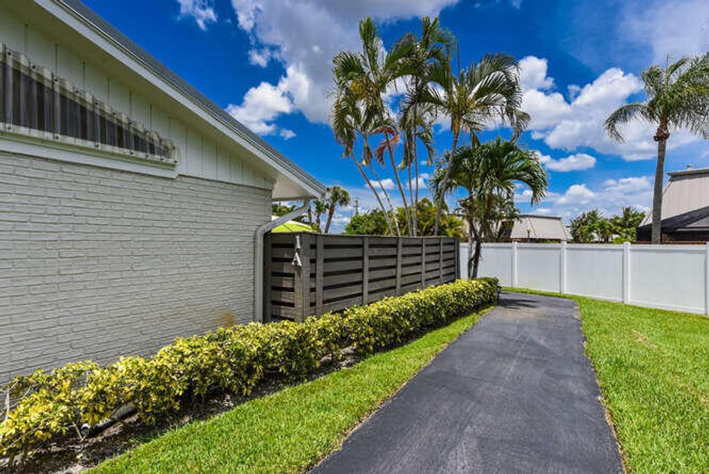 Photo of 1801 S Us Highway 1 #1a, Jupiter, FL 33477 (MLS # B26035060)