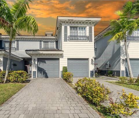 Don't miss out on this beautiful centrally located furnished modern 2 bedroom, 2.5 bathroom townhouse in Georgetown of Fort Lauderdale. The main floor boasts a large living area perfect for entertaining. The primary and guest bedroom is located upstairs in its own private paradise. This unit includes washer/dryer, guest bathroom, porcelain floors and features den/dining room and kitchen with high ceilings. Please provide full background, credit, eviction history, 3 months bank statements and 2 months’ pay stub/proof of income for consideration. First and two months security deposit required to move in. Association approval required. Section 8 Housing Vouchers are accepted.