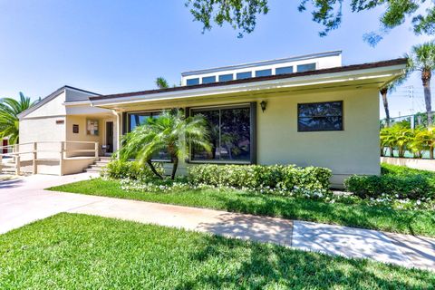 A home in North Palm Beach