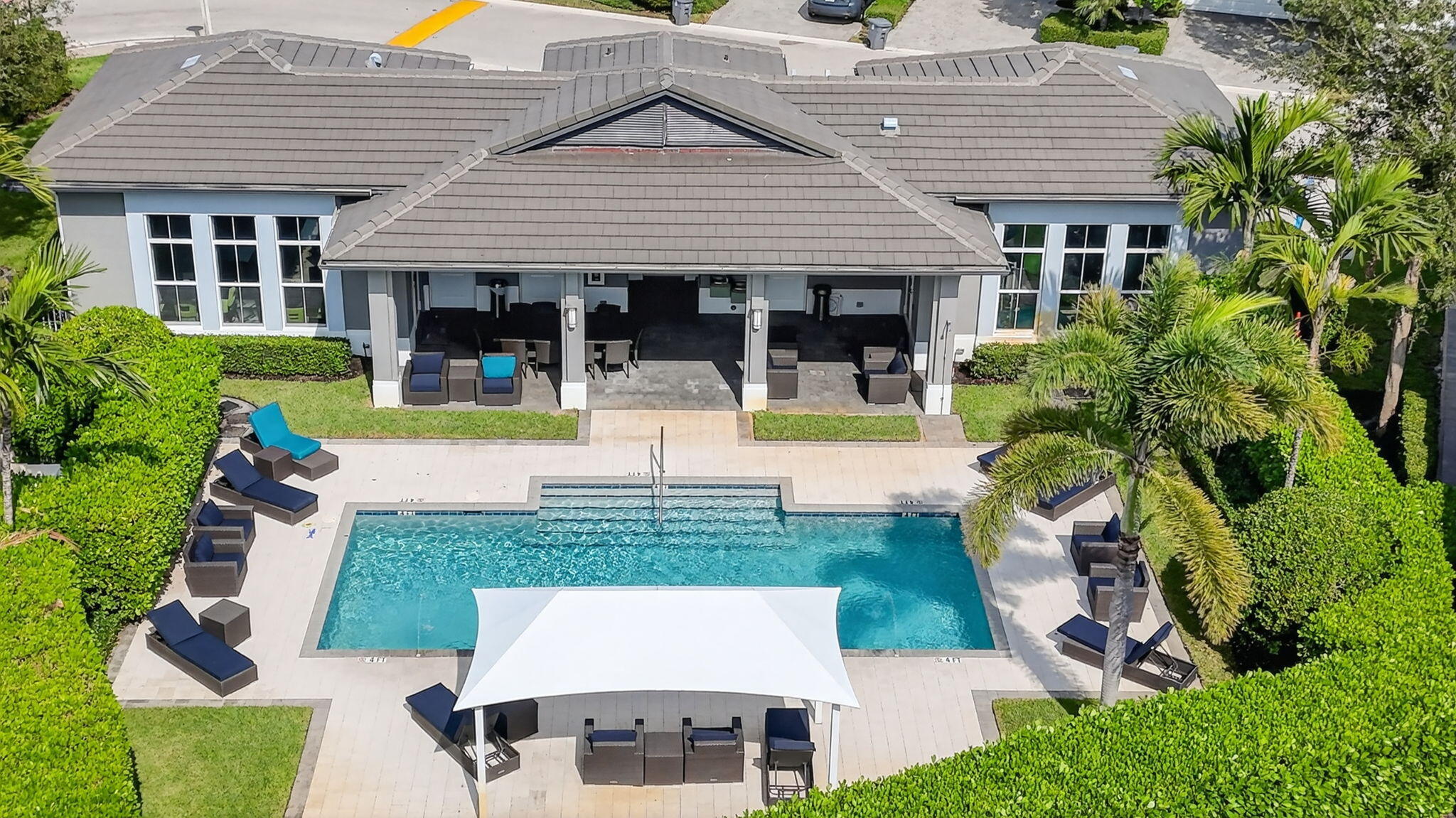 POINTE 100 CONDO - Residential Lease