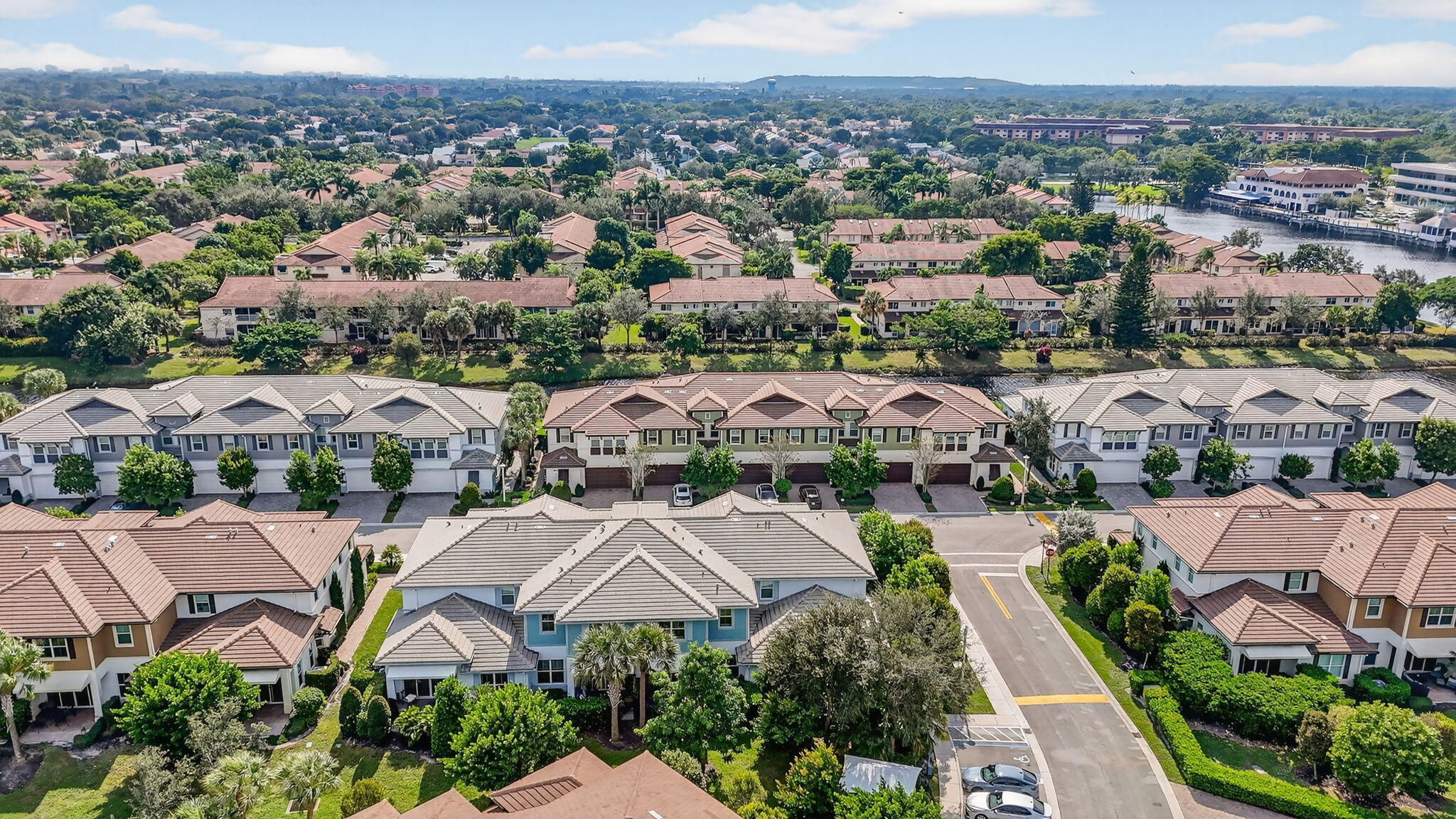 POINTE 100 CONDO - Residential Lease