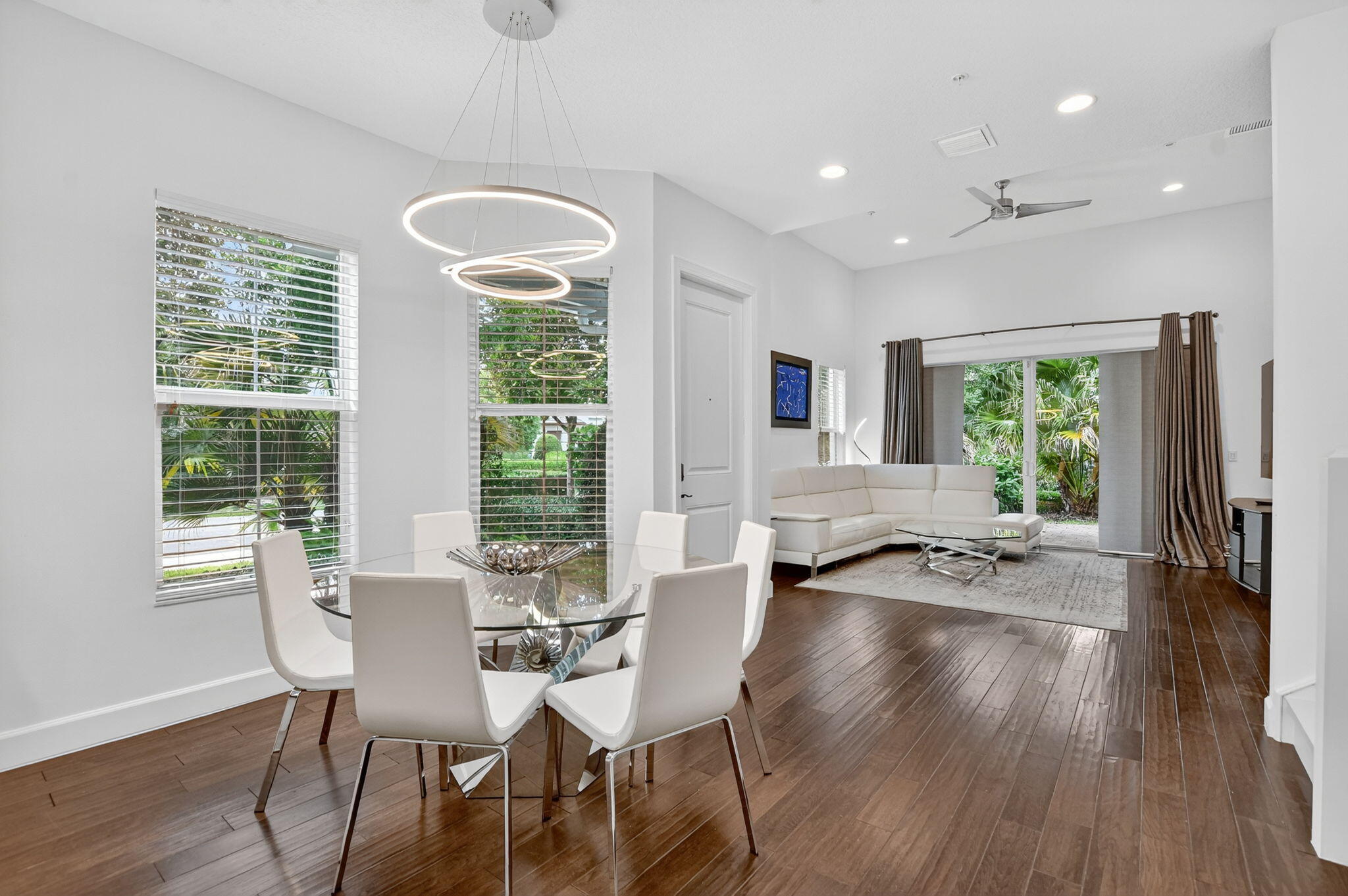 POINTE 100 CONDO - Residential Lease