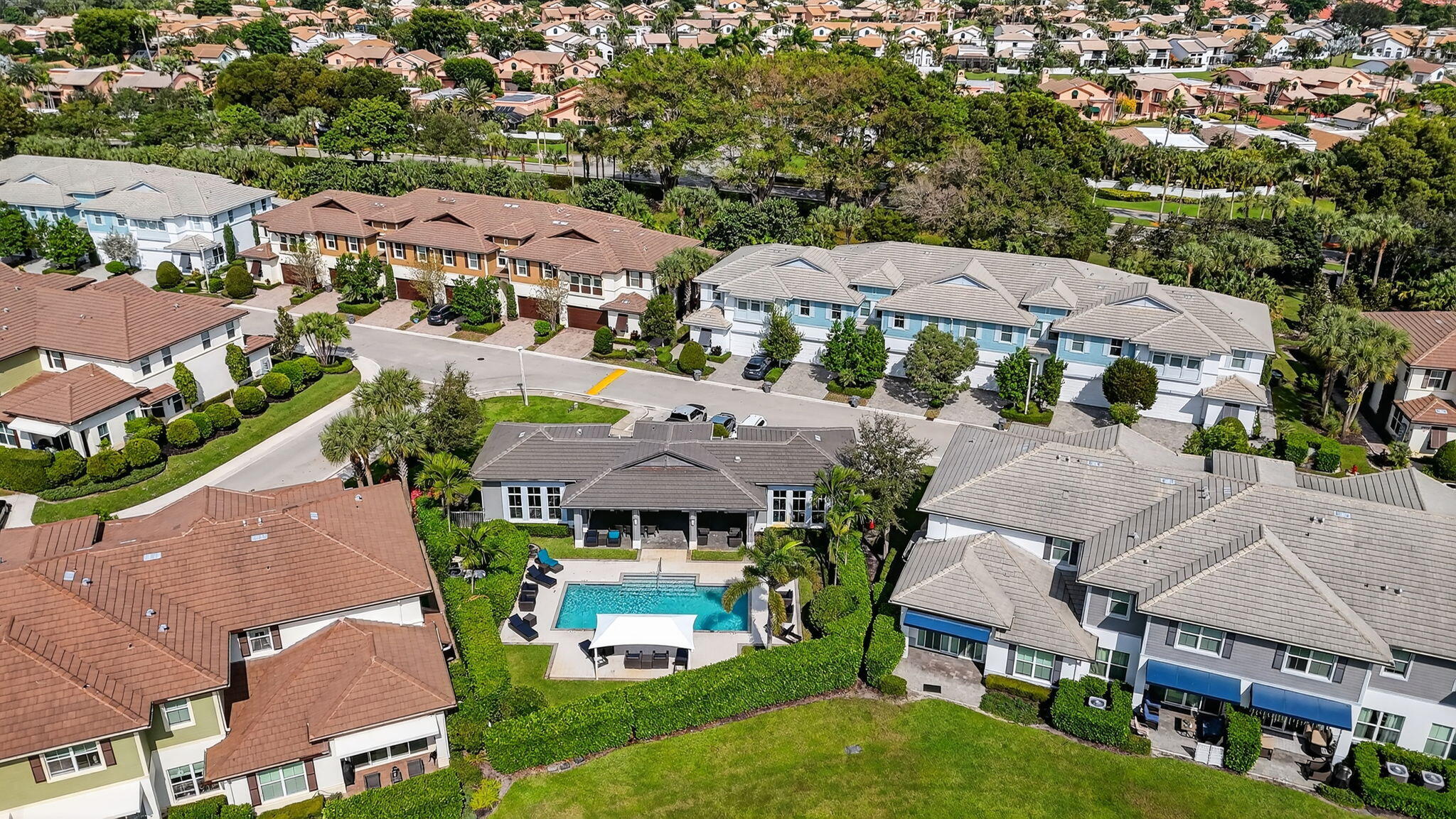 POINTE 100 CONDO - Residential Lease