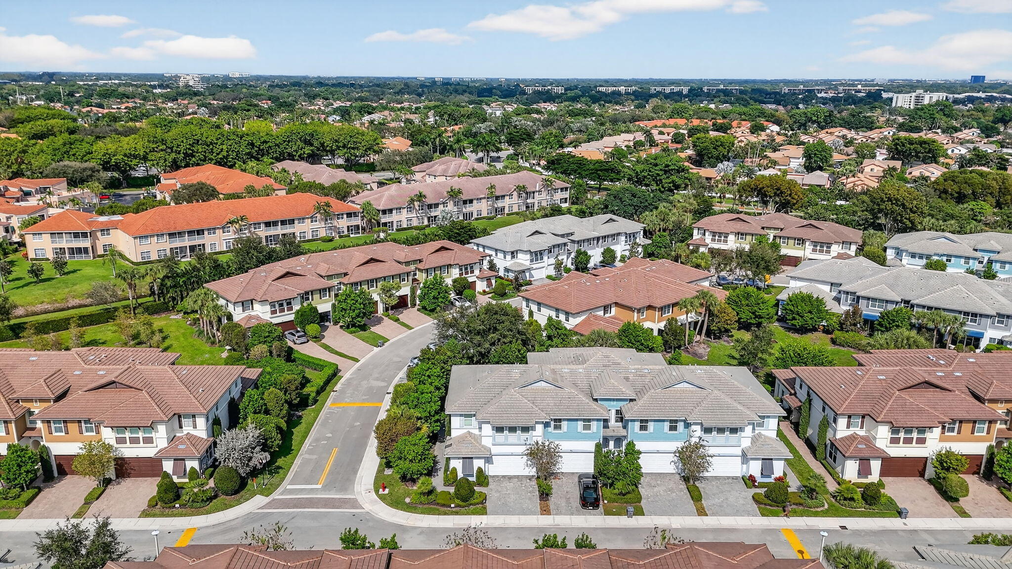 POINTE 100 CONDO - Residential Lease