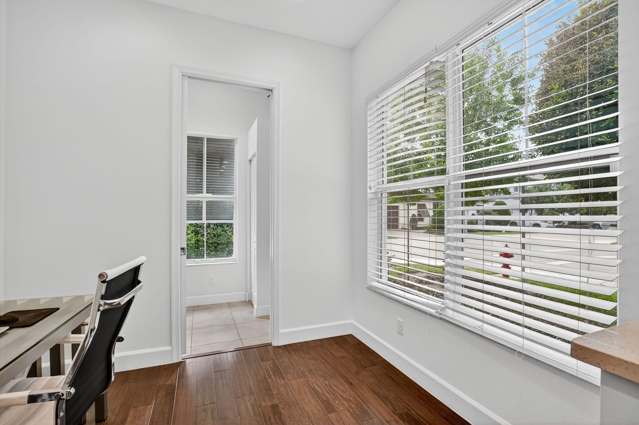 POINTE 100 CONDO - Residential Lease