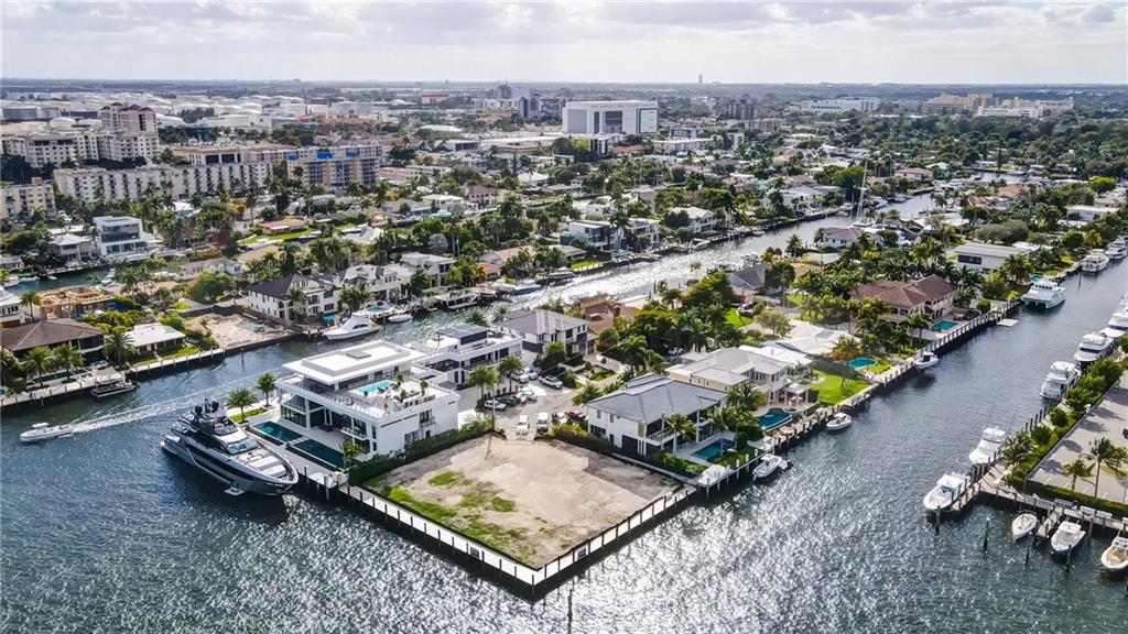 Lauderdale Harbors Sec A - Land