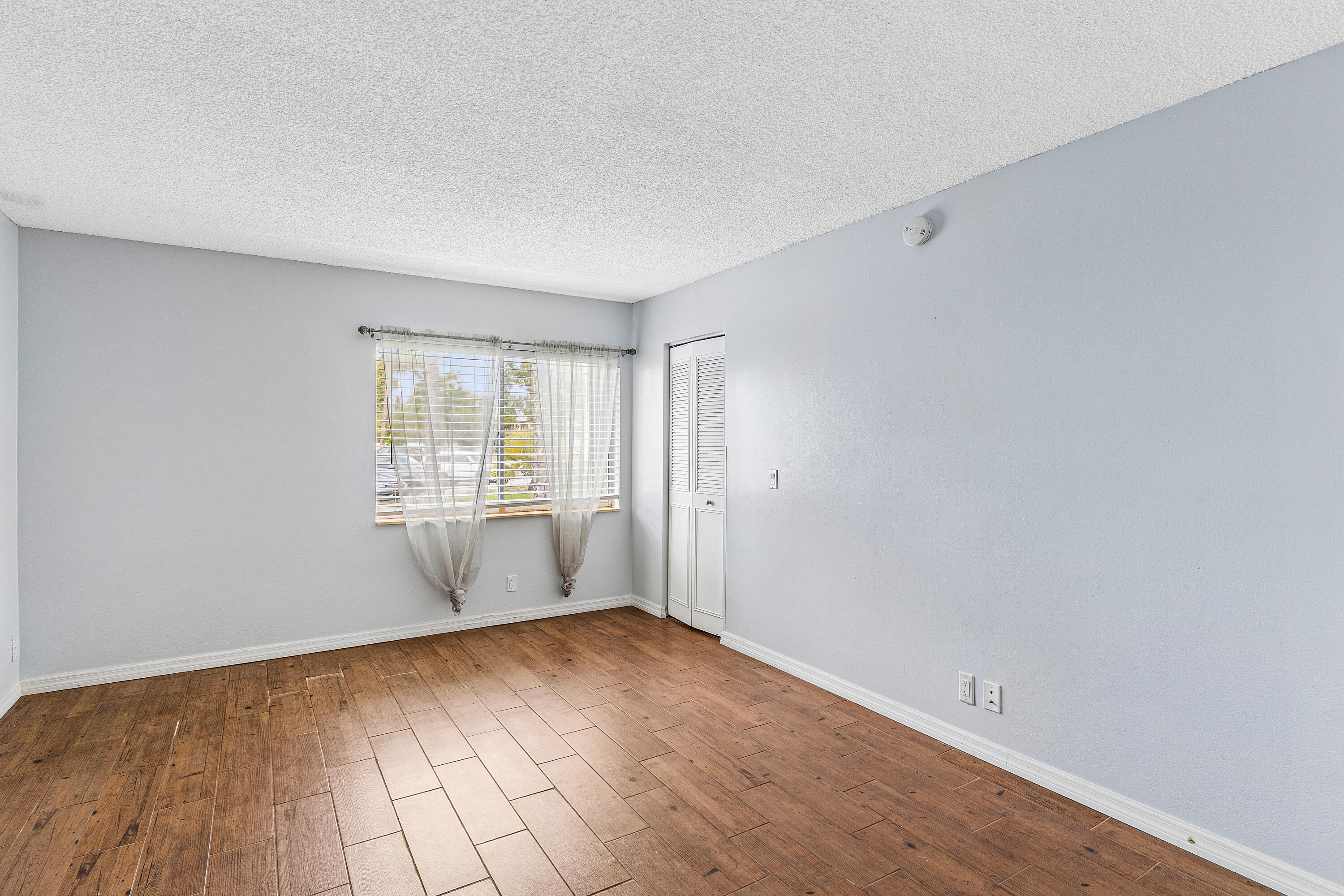 PINE RIDGE IV CONDO - Residential