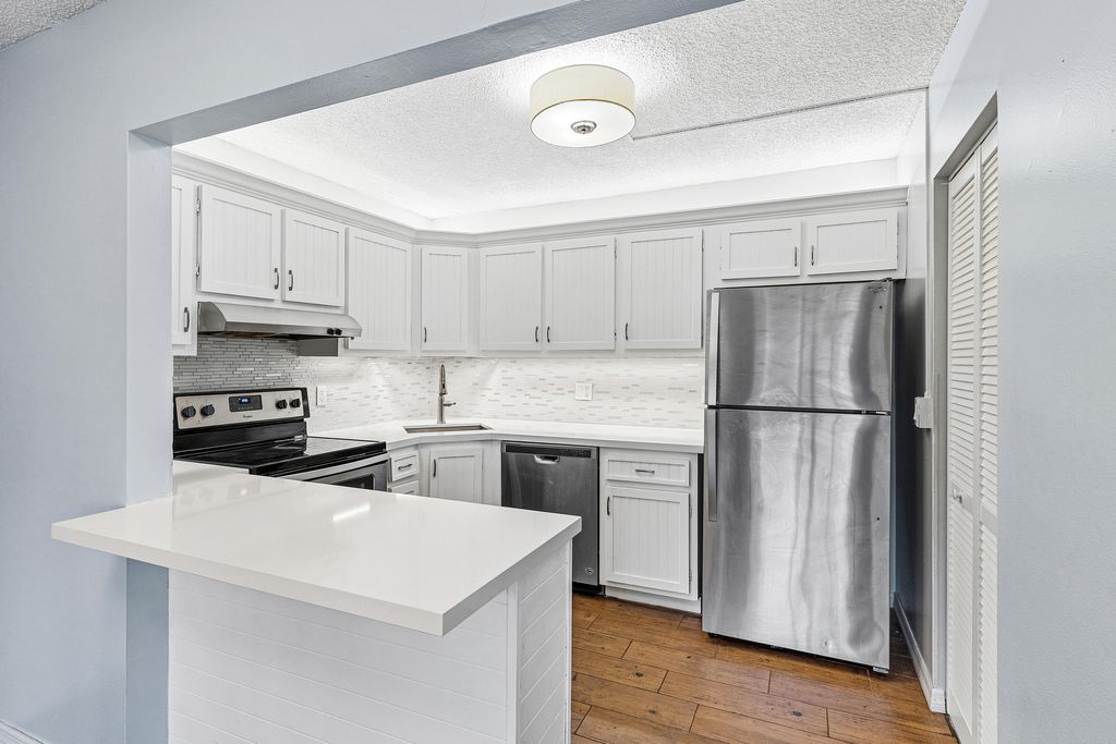Photo of 3560 Pine Tree Court #B-1, Greenacres, FL 33463 (MLS # B26003318)