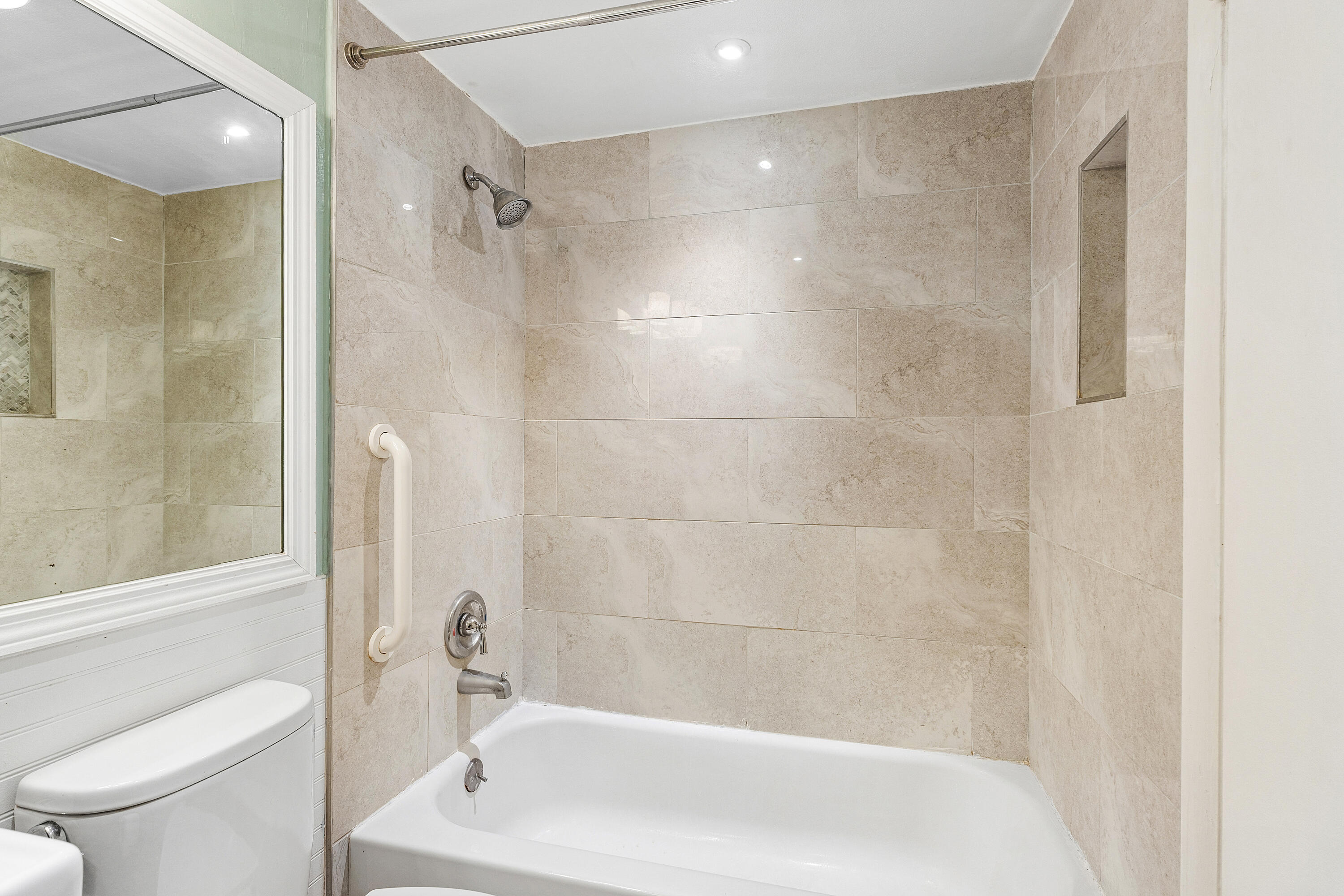 PINE RIDGE IV CONDO - Residential