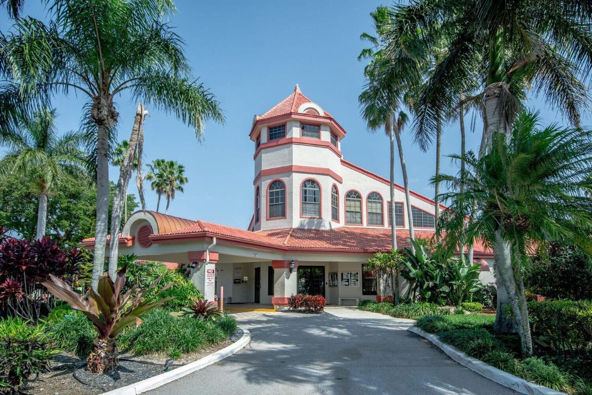 LEXINGTON CLUB - Residential