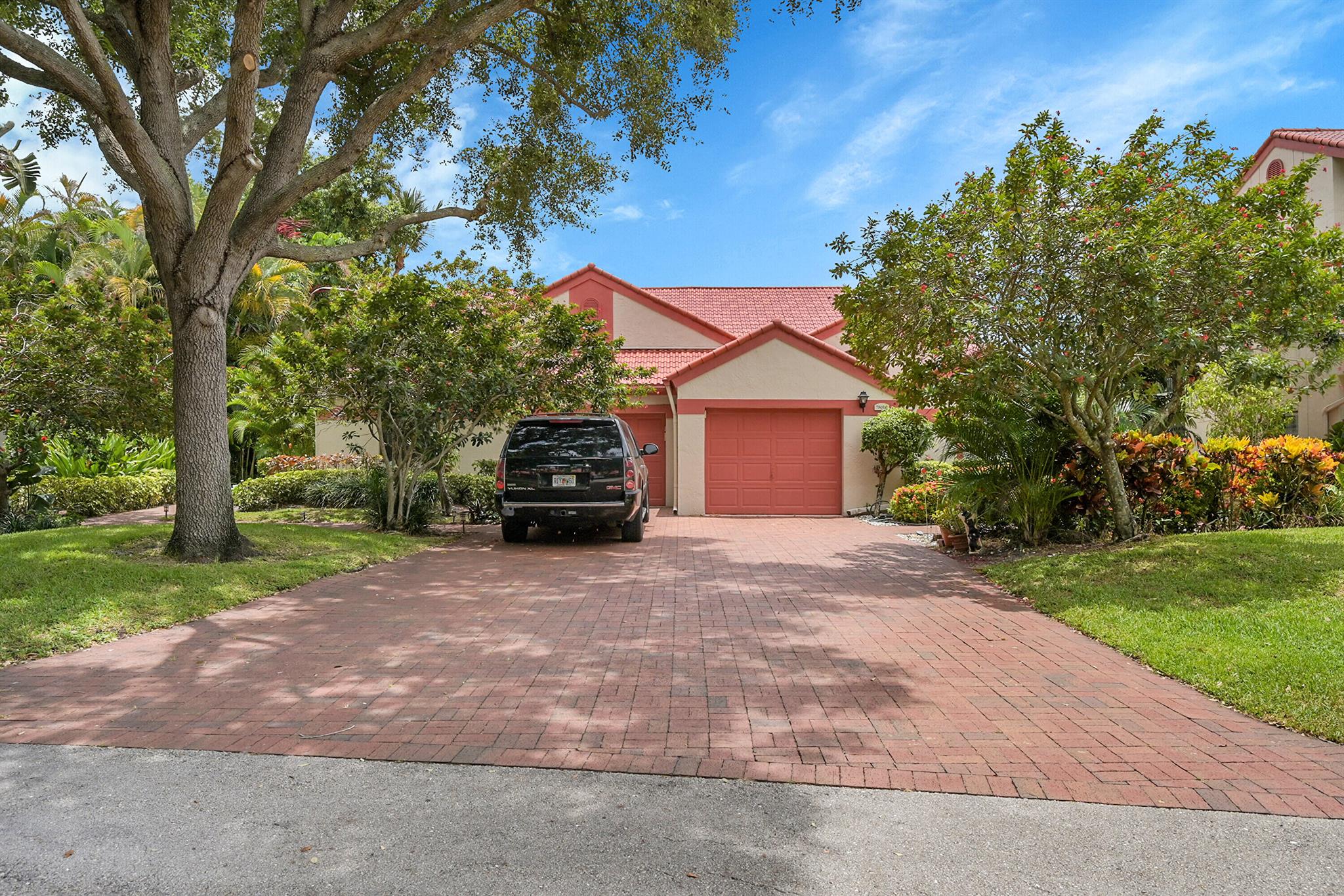 7861 Lexington Club Boulevard A