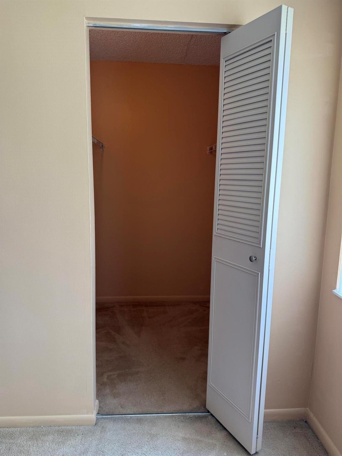 PINE RIDGE SOUTH III COND - Residential Lease