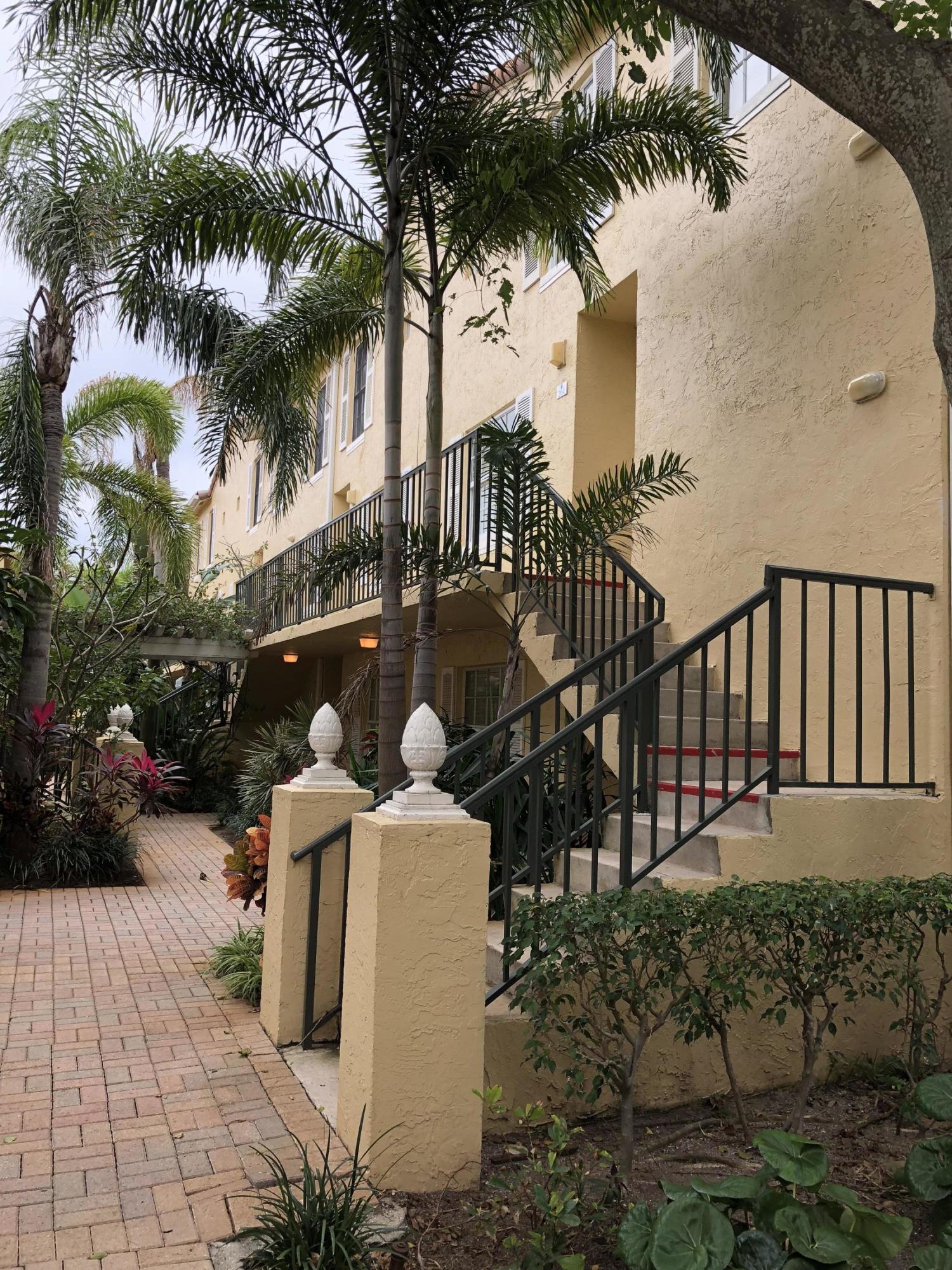 BAY REACH CONDO - Residential