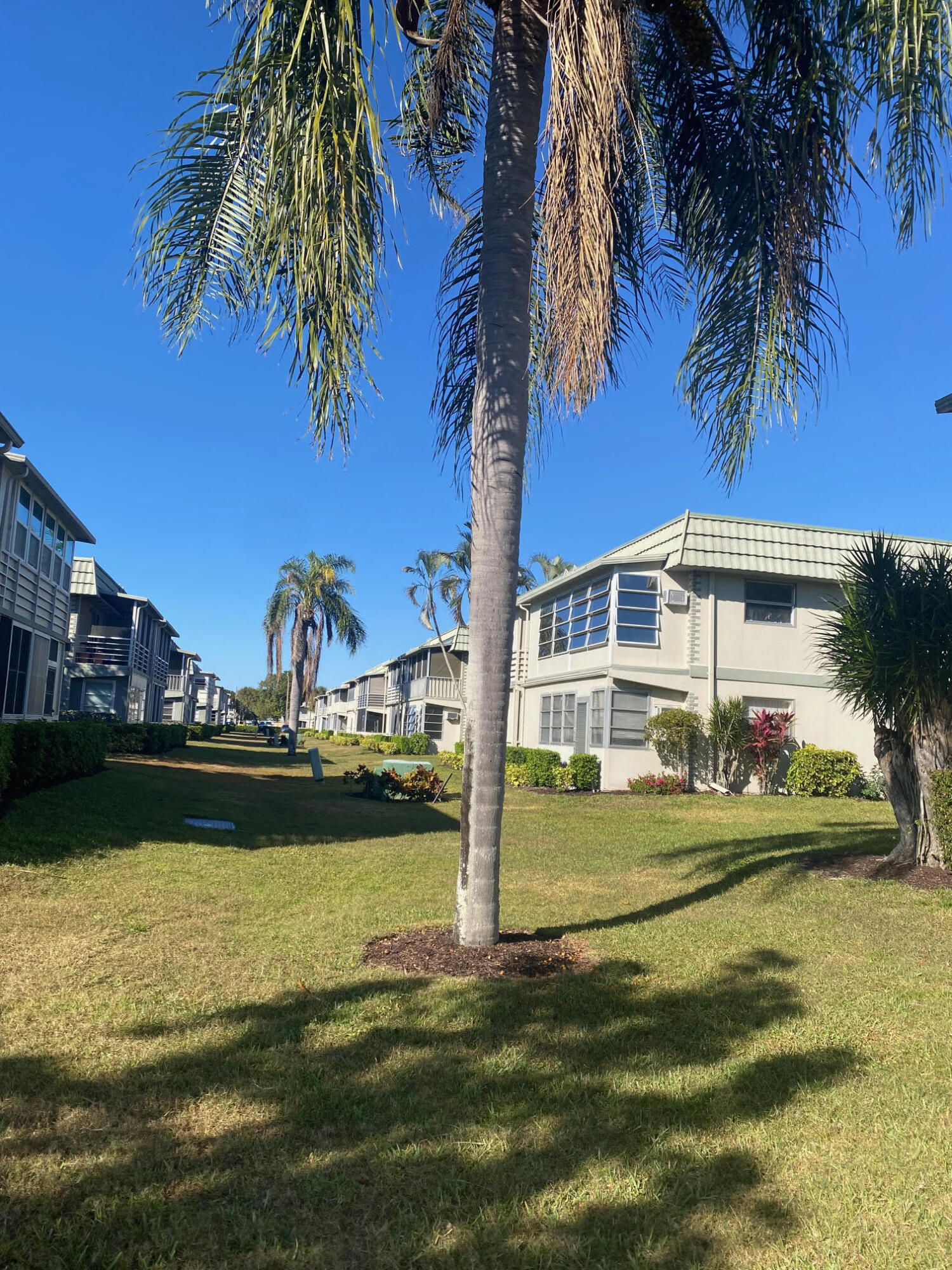 KINGS POINT - Residential