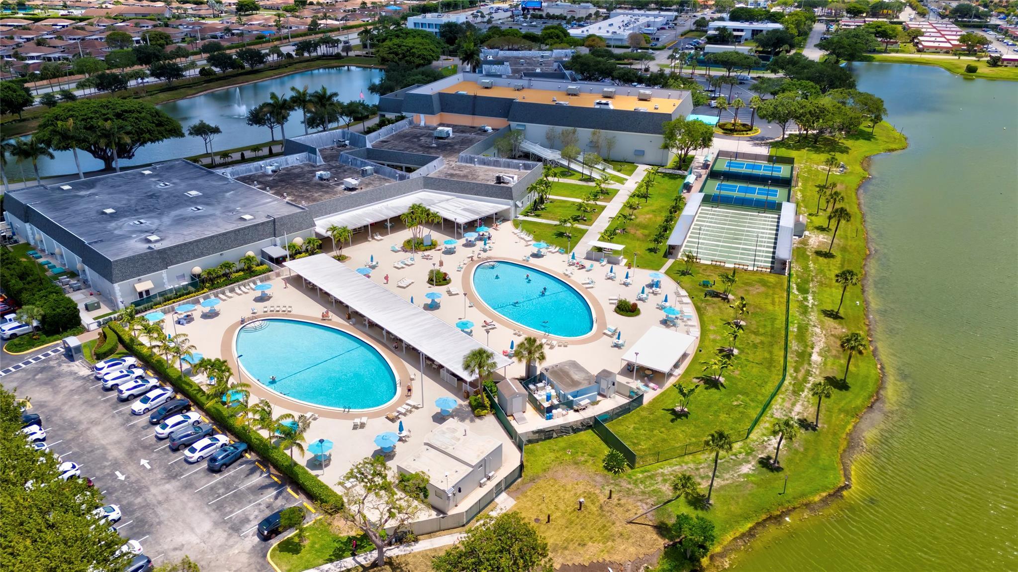 KINGS POINT - Residential