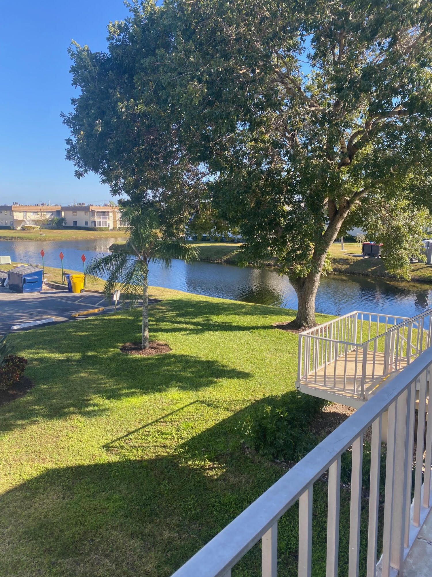 KINGS POINT - Residential