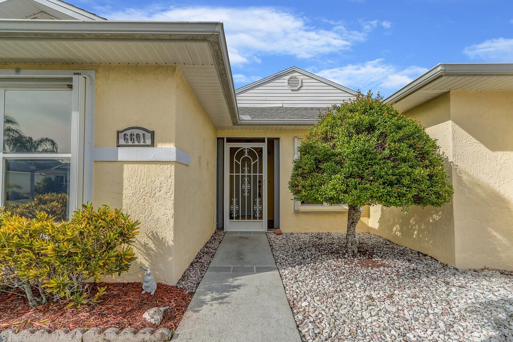 Photo of 6601 Nuevo Lagos Street, Fort Pierce, FL 34951 (MLS # R11019722)