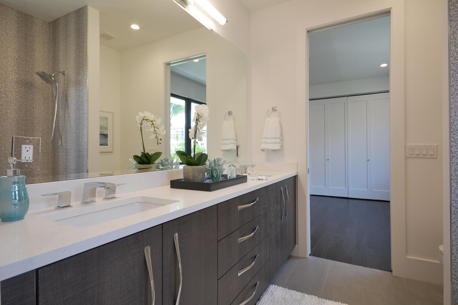 ELLAMAR - Residential