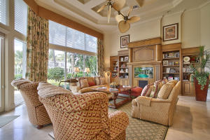 ROYAL PALM YACHT & COUNTRY CLUB - Residential