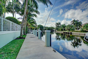 ROYAL PALM YACHT & COUNTRY CLUB - Residential