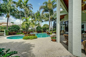 ROYAL PALM YACHT & COUNTRY CLUB - Residential