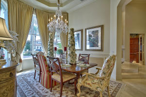 ROYAL PALM YACHT & COUNTRY CLUB - Residential