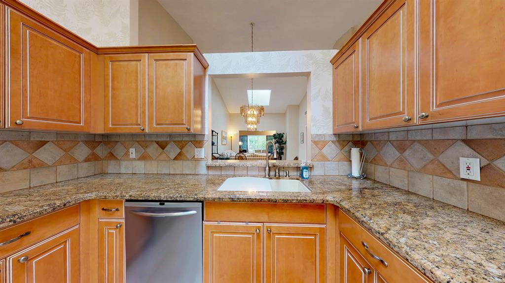 WHISPERING SOUND 1, 2, 3 & 4A - Residential