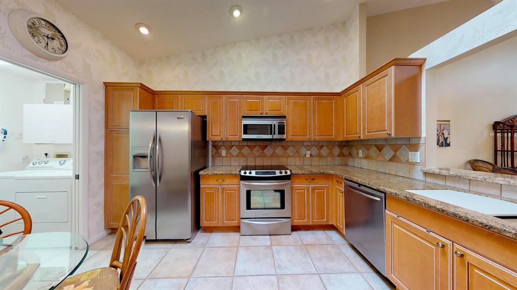 WHISPERING SOUND 1, 2, 3 & 4A - Residential