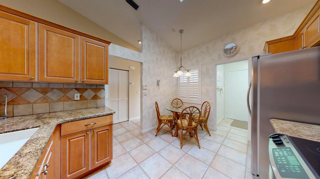 WHISPERING SOUND 1, 2, 3 & 4A - Residential