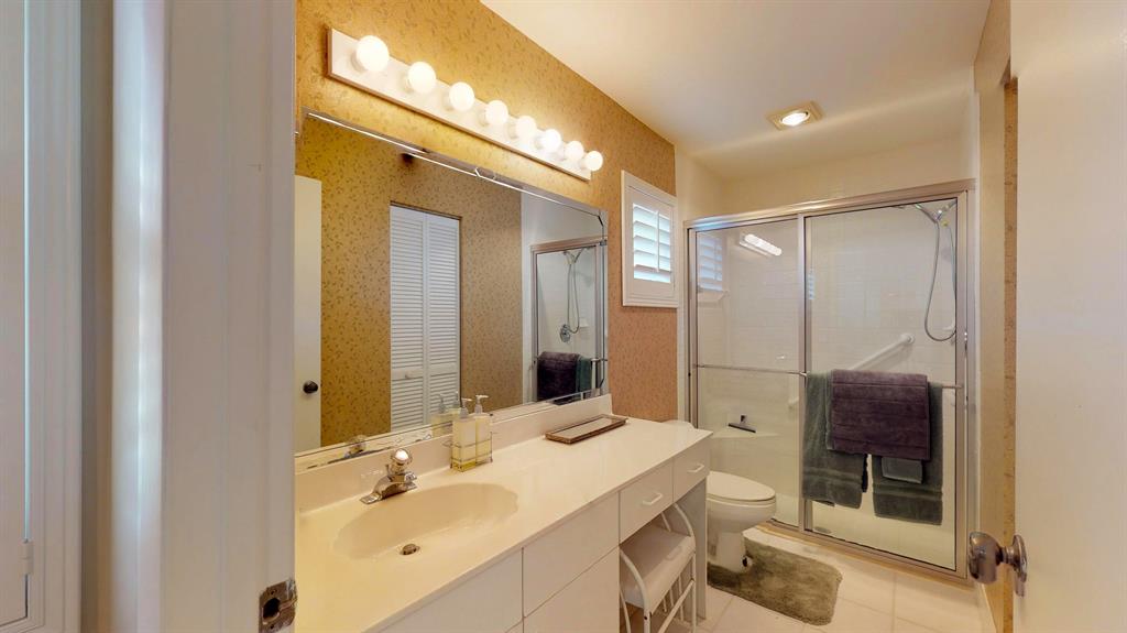 WHISPERING SOUND 1, 2, 3 & 4A - Residential