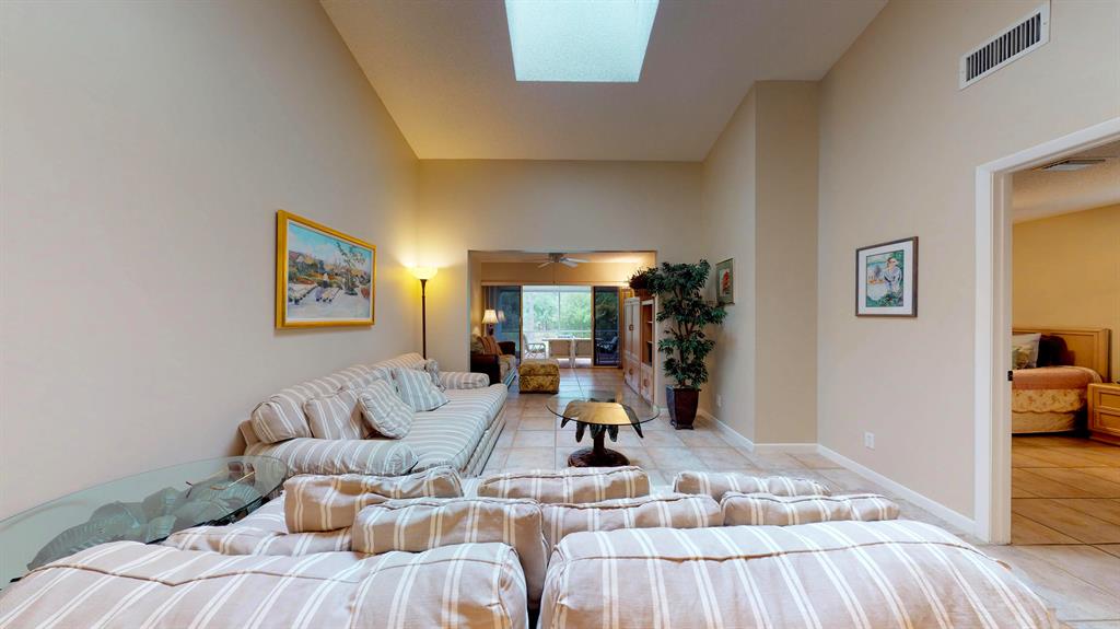 WHISPERING SOUND 1, 2, 3 & 4A - Residential