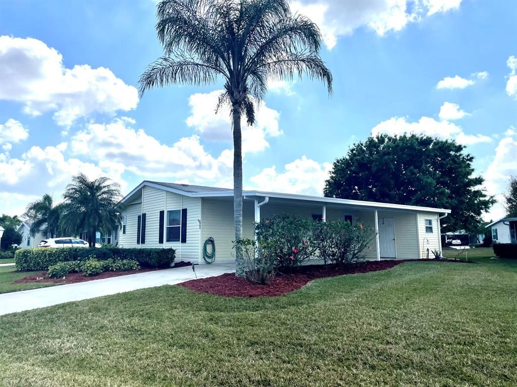 Photo of 2903 Nine Iron Drive, Port Saint Lucie, FL 34952 (MLS # R10691498)