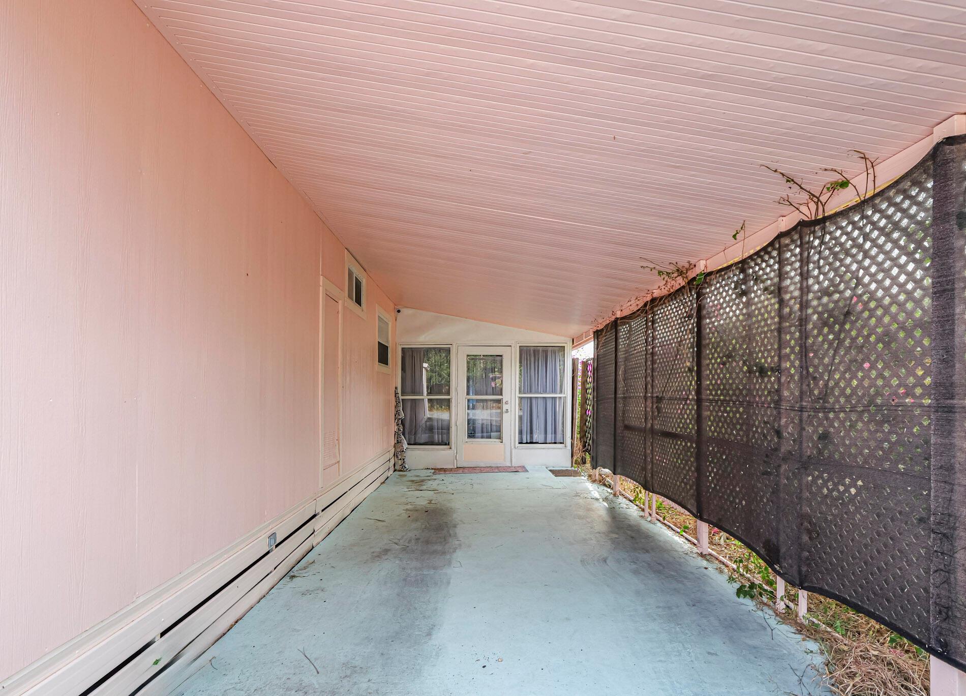 INDIAN RIVER ACRES - Residential