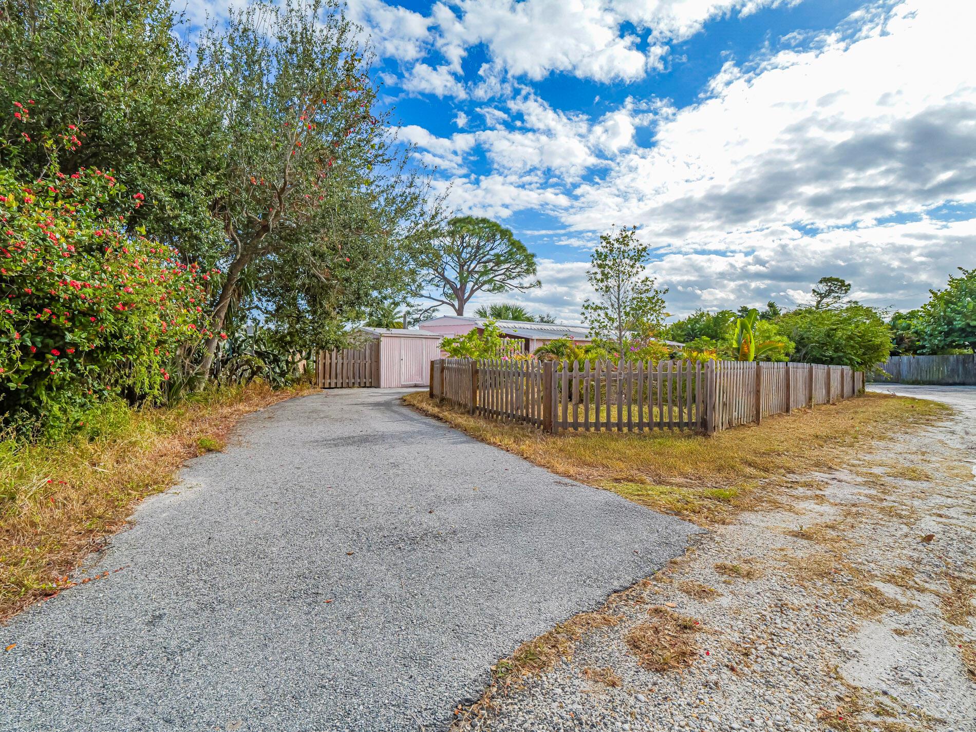 INDIAN RIVER ACRES - Residential