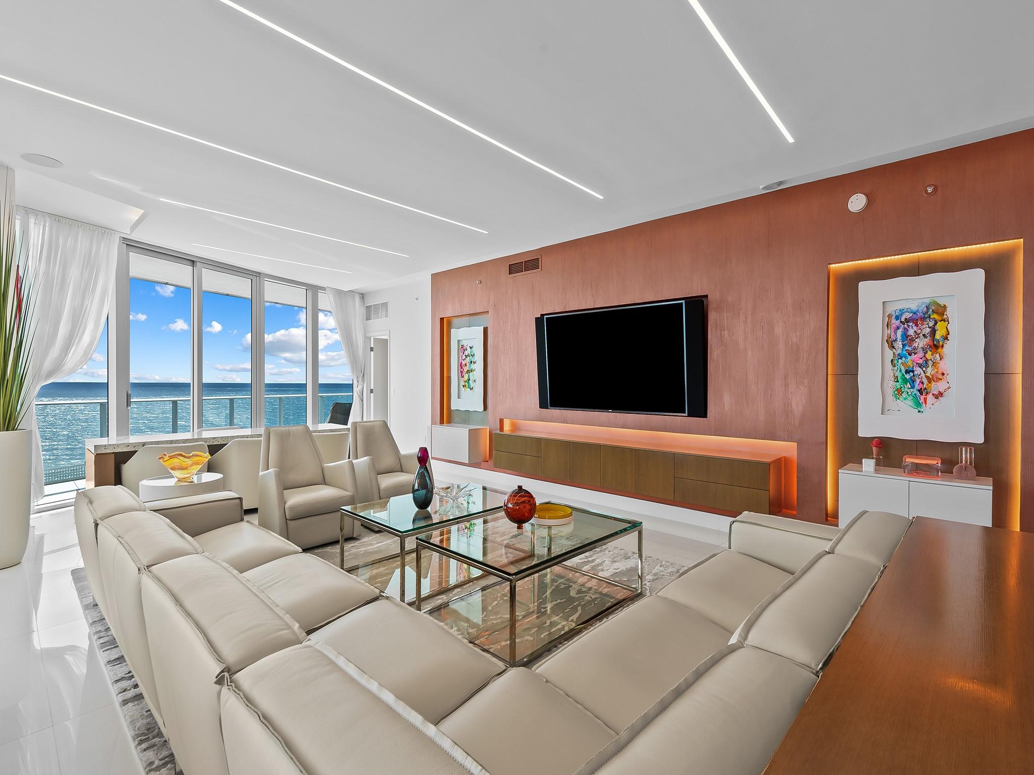 701 N Fort Lauderdale Beach Boulevard 902, Fort Lauderdale, FL, 33304/$4,500,000 4 701 N Fort Lauderdale Beach Boulevard 902