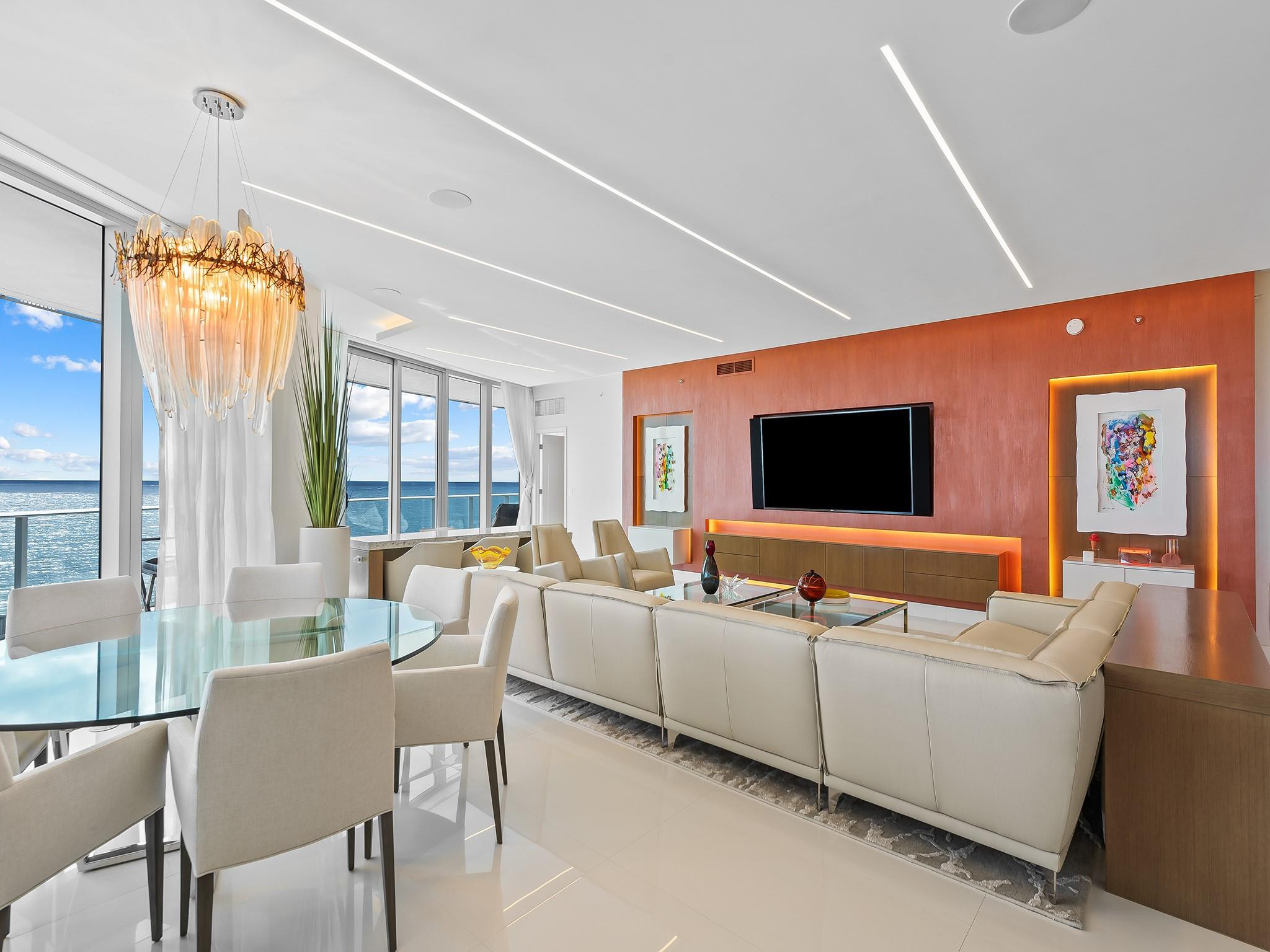 PARAMOUNT FT LAUDERDALE C - Residential