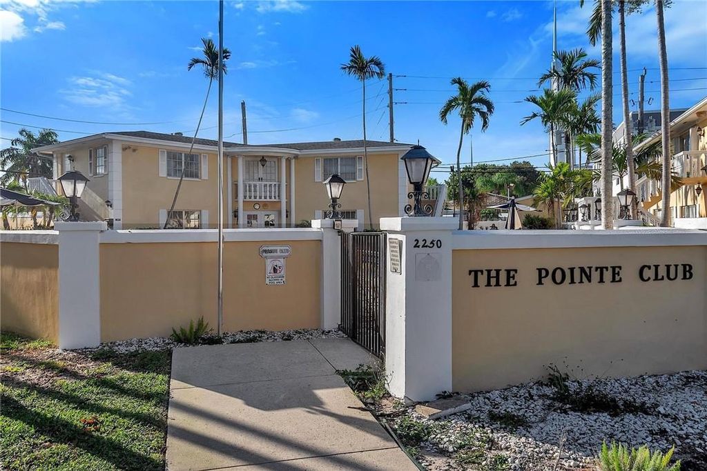 Photo of 2230 NE 56th Place #208, Fort Lauderdale, FL 33308 (MLS # F10506410)