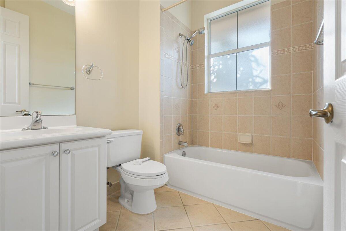 ABACOA TOWN CENTER 3 - Residential Lease